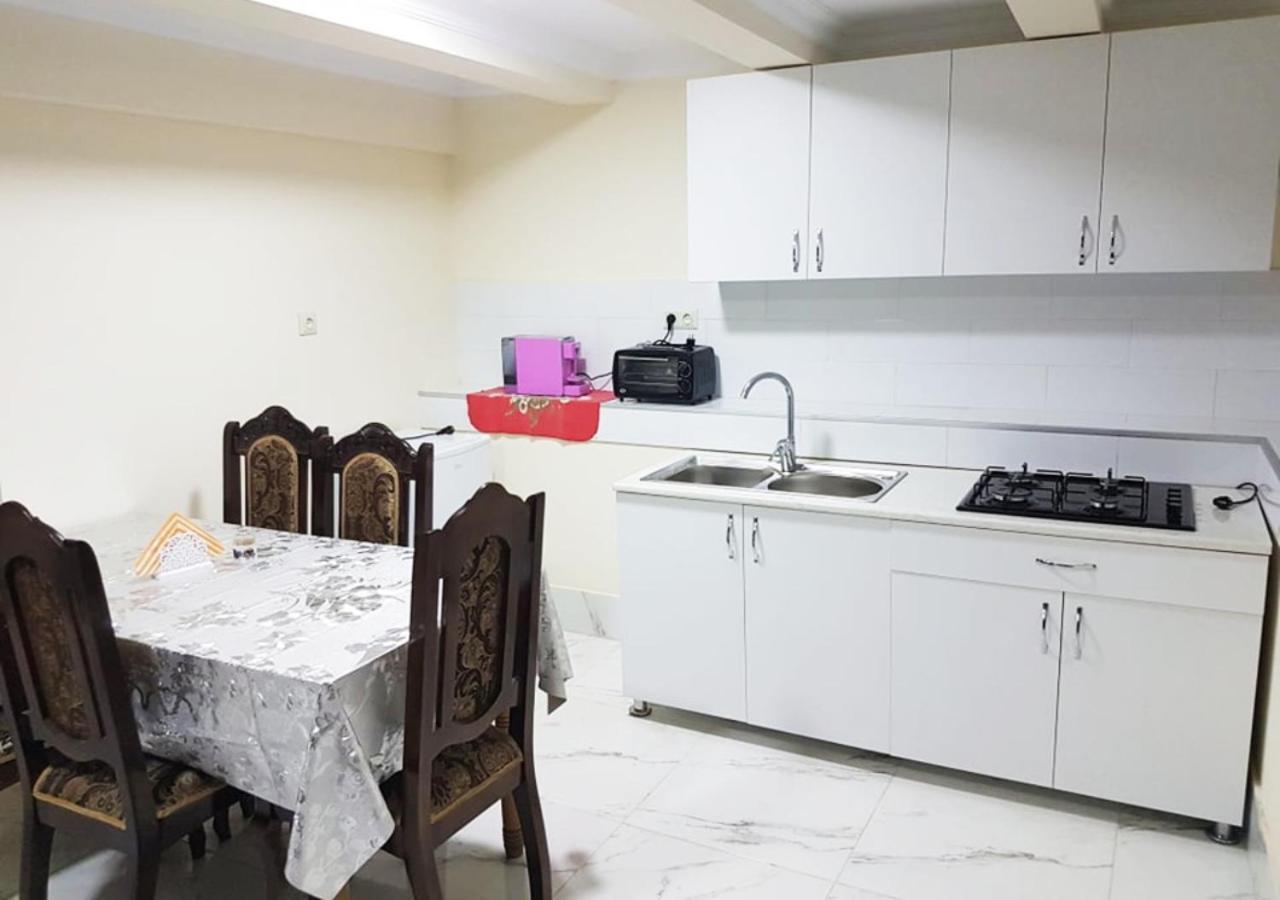 Guest House Amo Kutaisi Luaran gambar