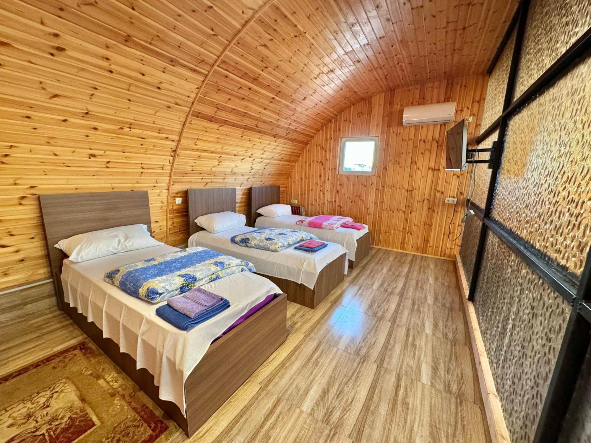 Guest House Amo Kutaisi Luaran gambar